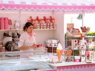 Sommerfest_Donna_Canone_Stand_2-1