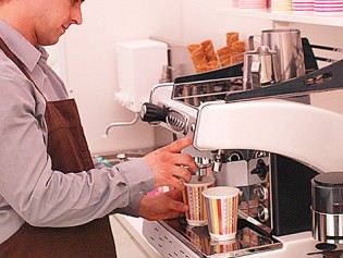 Sommerfest_Donna_Canone_Stand_6-1